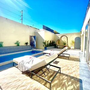 villa-laccacia.marrakeshhotelsmorocco.com/