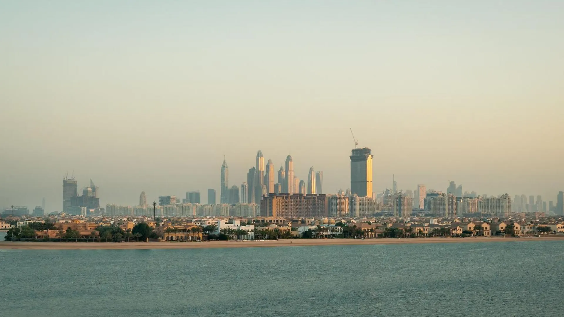 Amazing Beachfront Apartments Near Atlantis Waterpark By Simply Comfort Sarai Palm Jumeirah