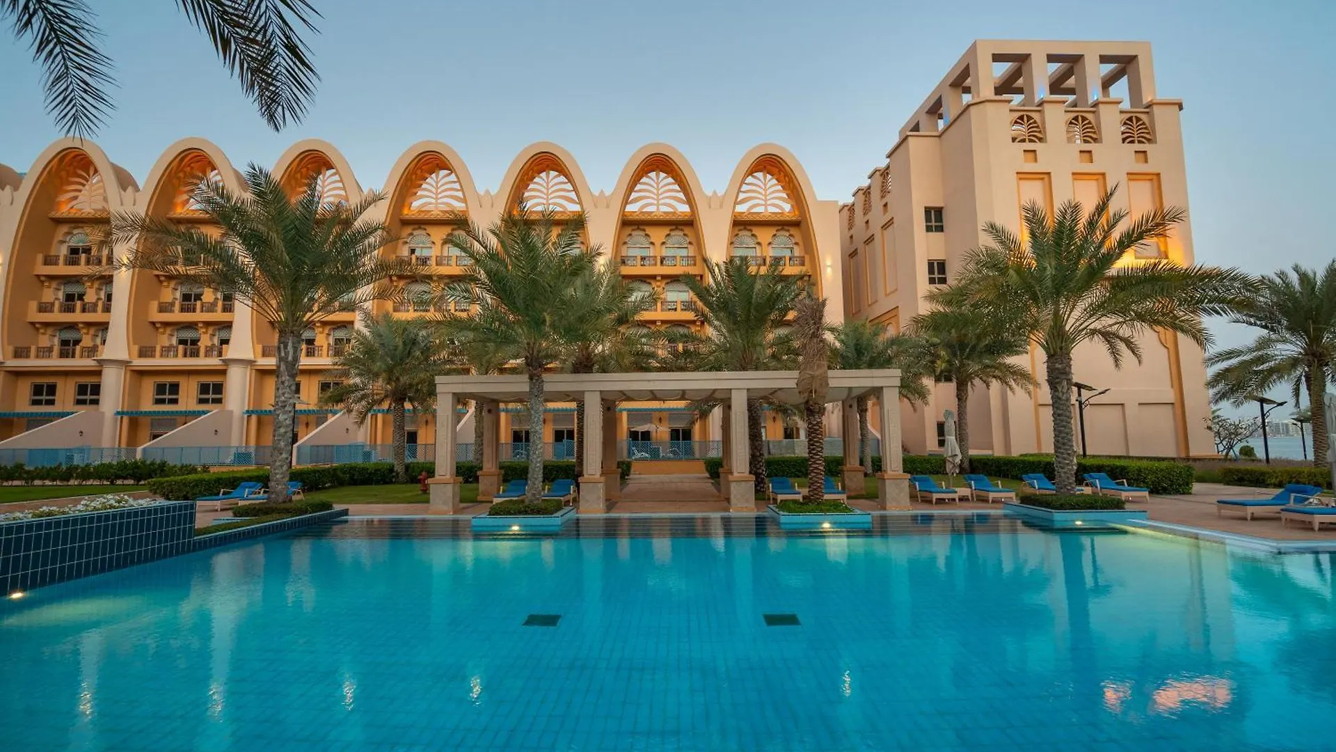 Simply Comfort In Sarai Palm Jumeirah Dubai